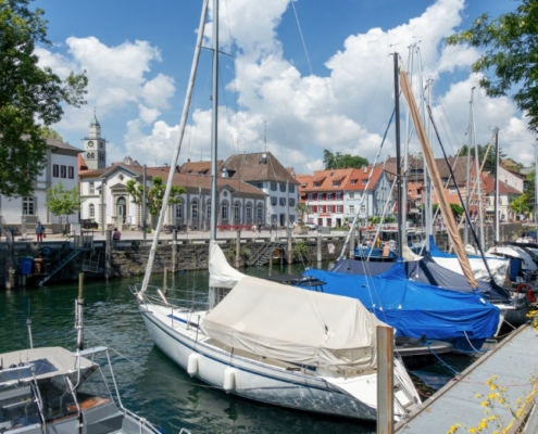 Blick auf den Mantelhafen Überlingen am Bodensee.